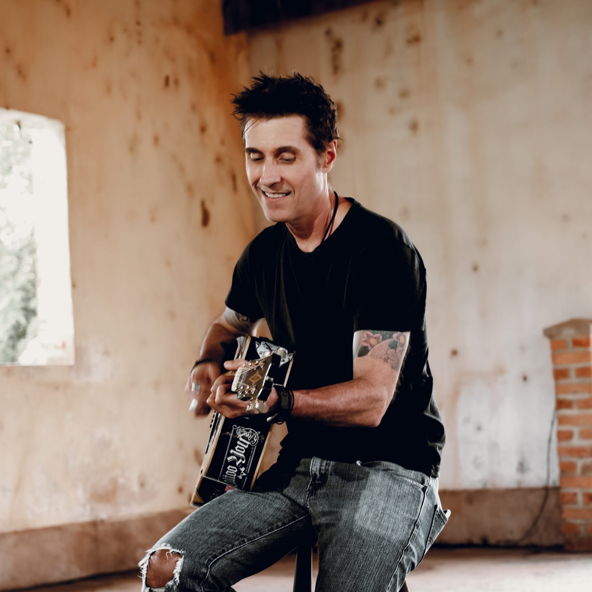 dinho covers_2019_-40-Edit_2500px